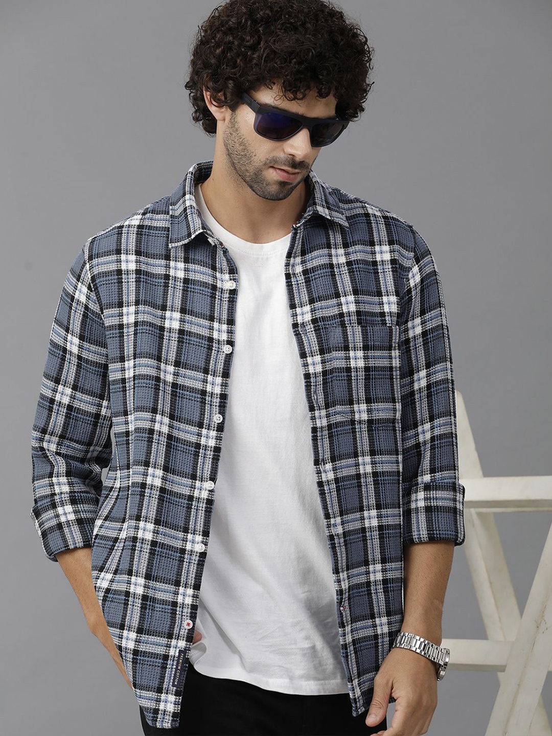 

Double Two Men Comfort Slim Fit Tartan Checks Opaque Checked Casual Shirt, Blue