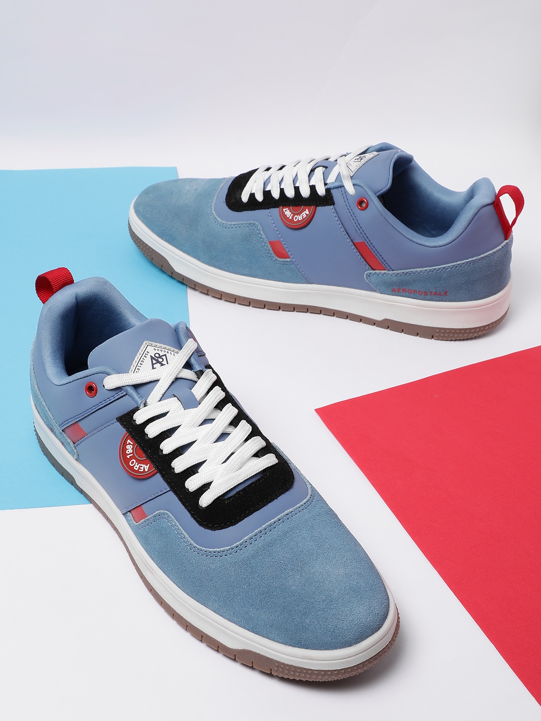 

Aeropostale Men Everyday Sneakers, Blue