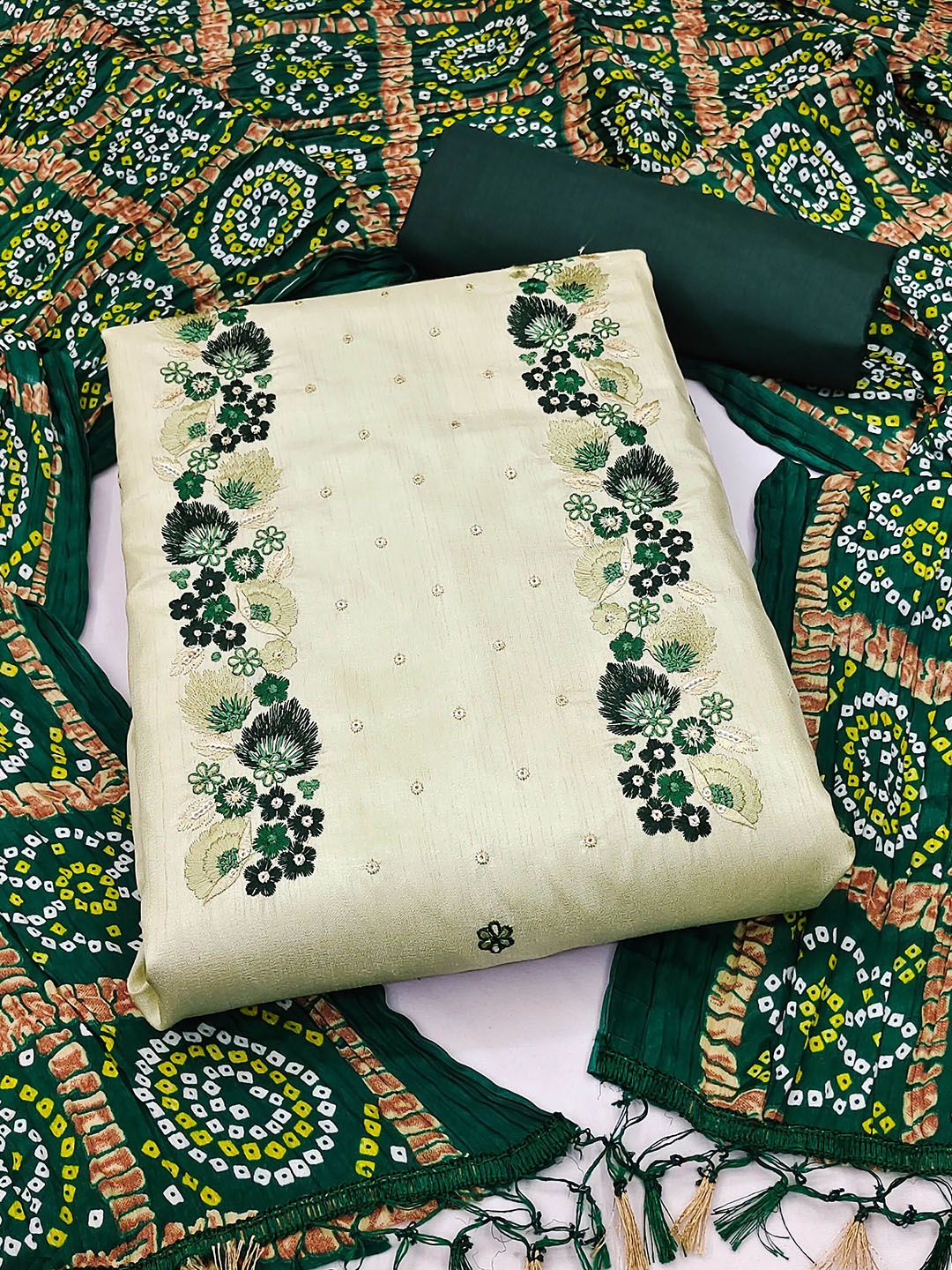 

Maroosh Embellished Unstitched Dress Material, Green