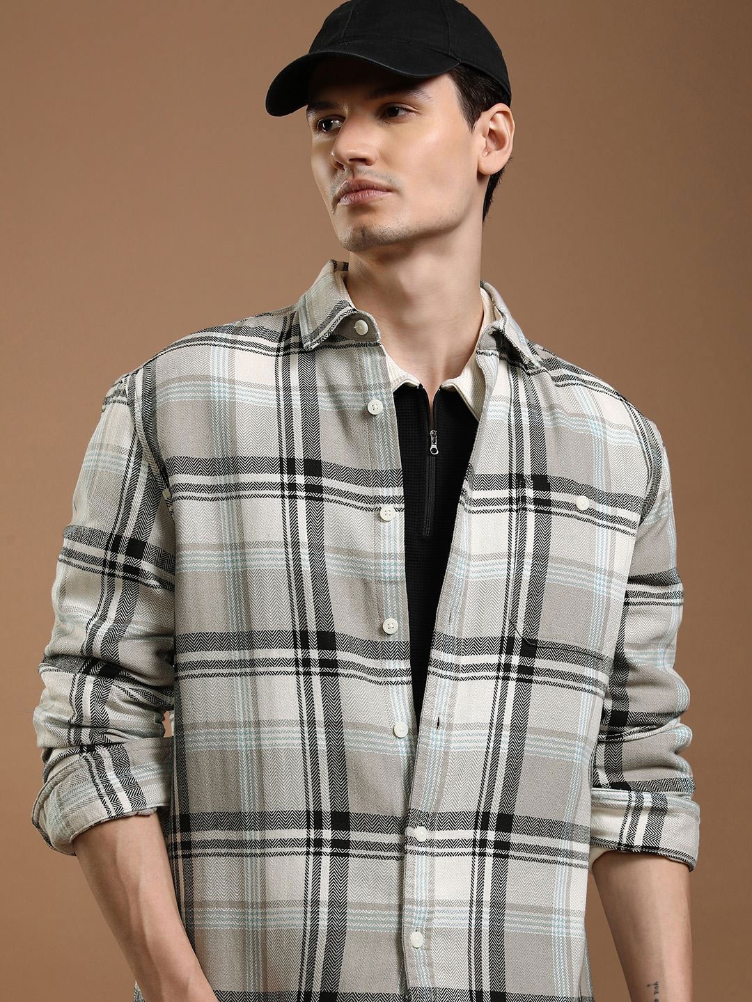 

HIGHLANDER Men Opaque Checked Casual Shirt, Grey