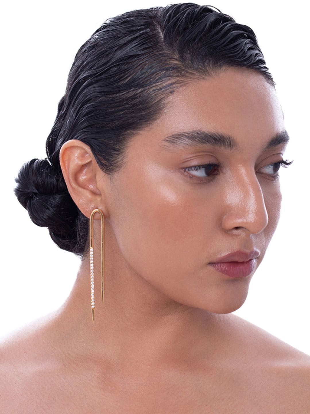 

Ethnic Andaz Geometric Drop Earrings, Gold