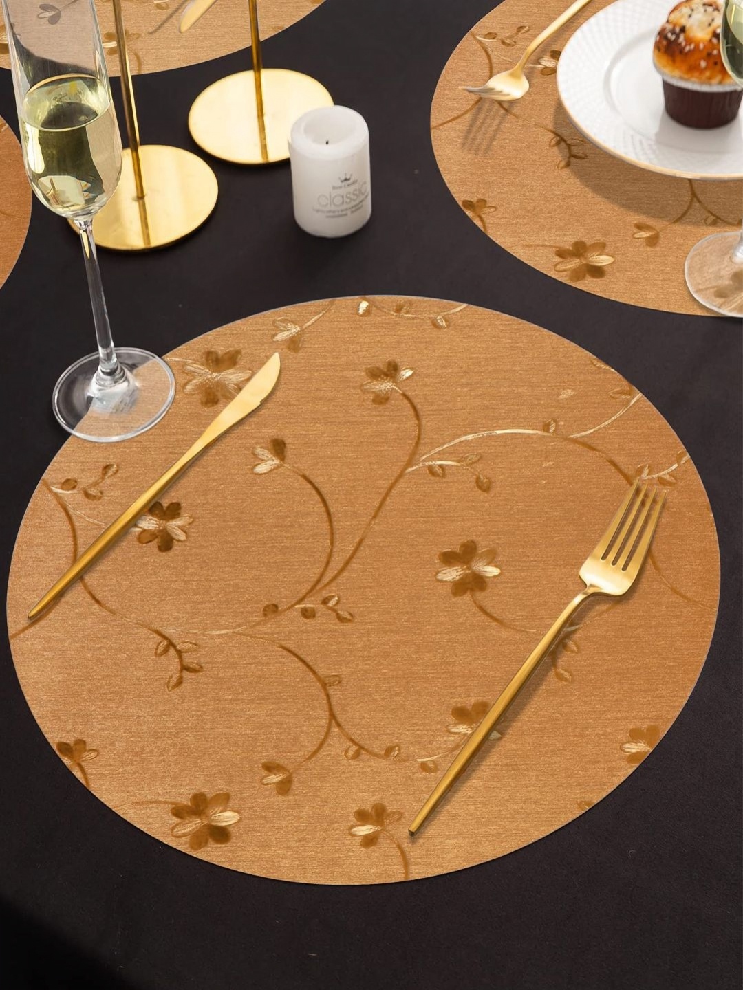 

HOKIPO 6-Pcs Floral Round Dining Table Placemats, Gold