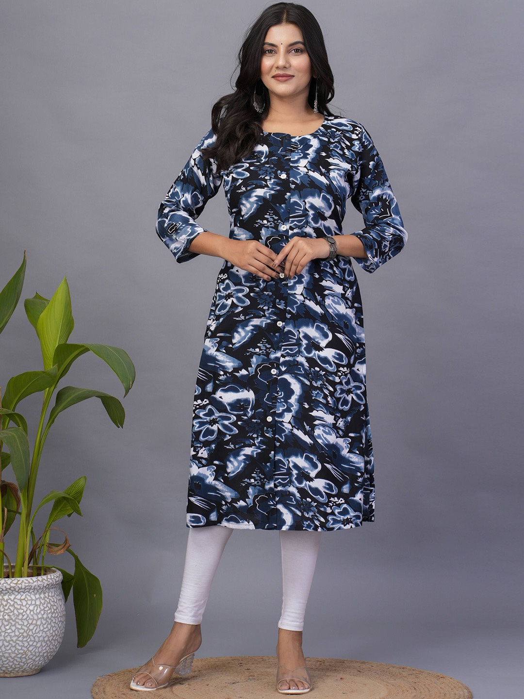 

Kamayra Women Printed Flared Sleeves Kurta, Blue