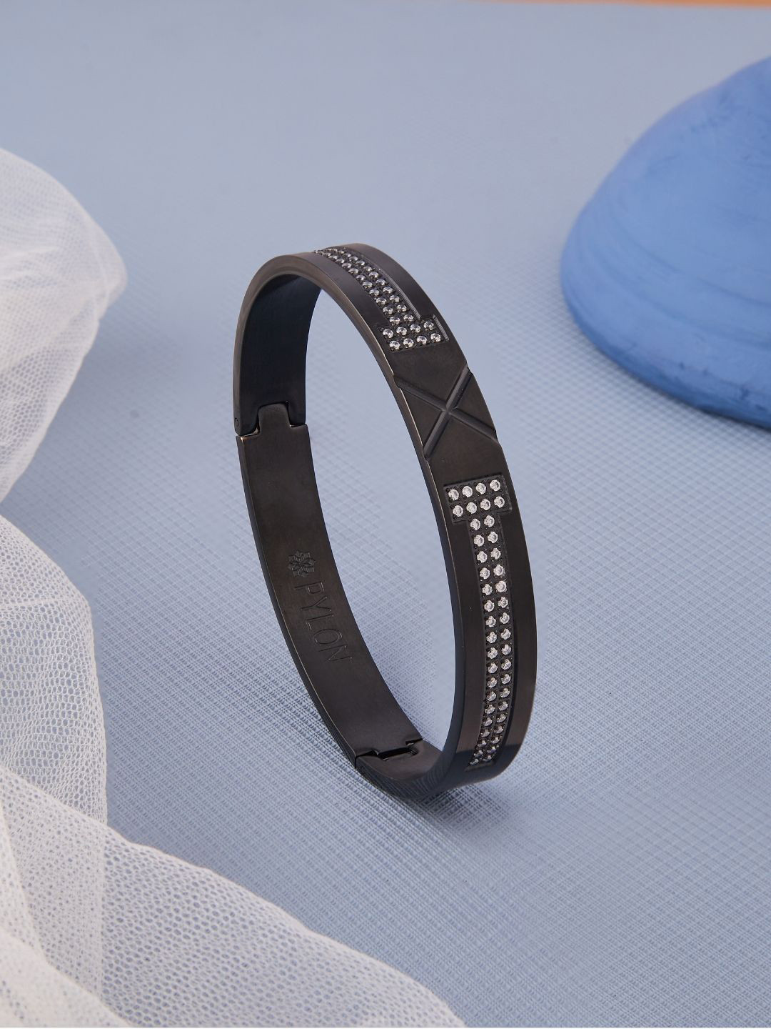 

PYLON Men American Diamond Kada Bracelet, Black