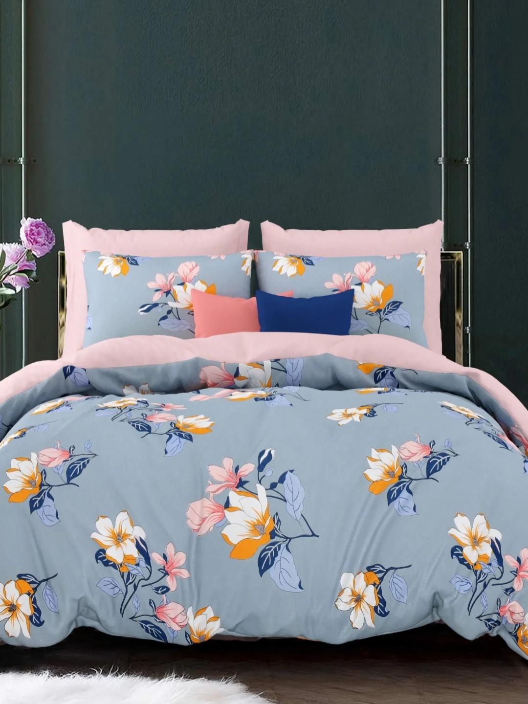 

LIVING ROOTS Blue & Pink Floral 210 TC Pure Cotton King Bedsheet Set 1.04 m x 1.04 m