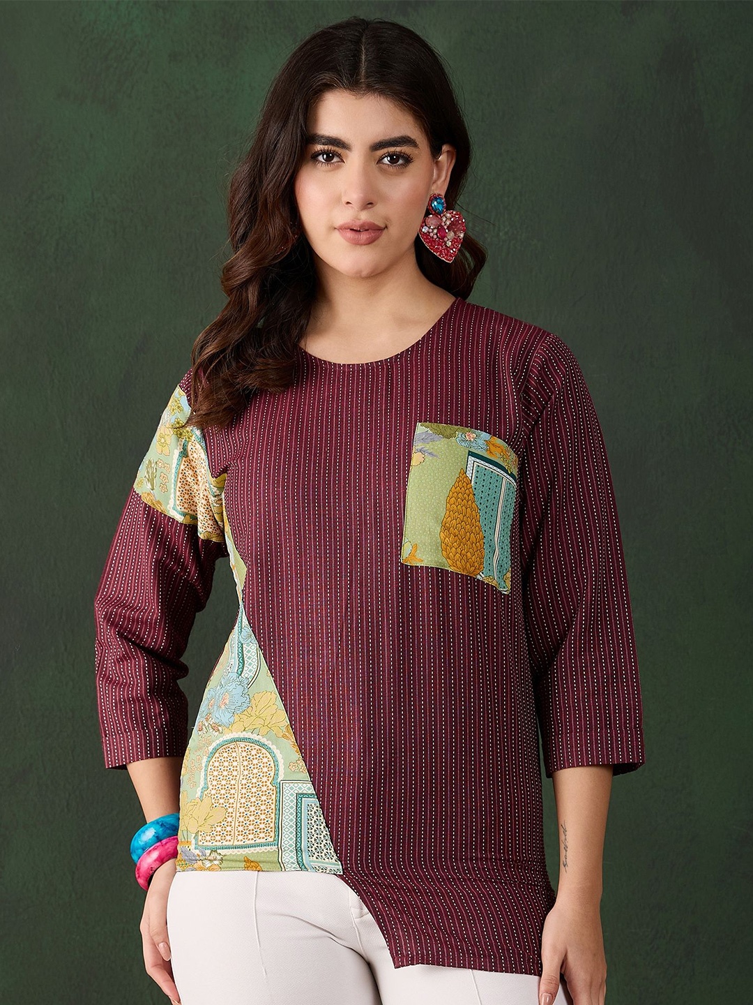 

Sangria Printed Pocket Patch Top, Purple