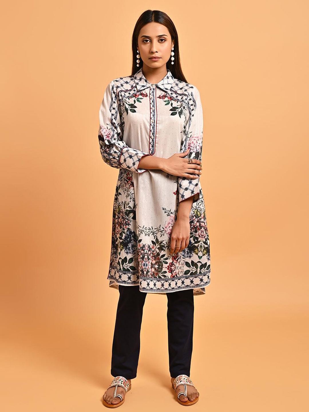 

Lakshita Floral Printed Sequins Cotton A-Line Kurta, Off white