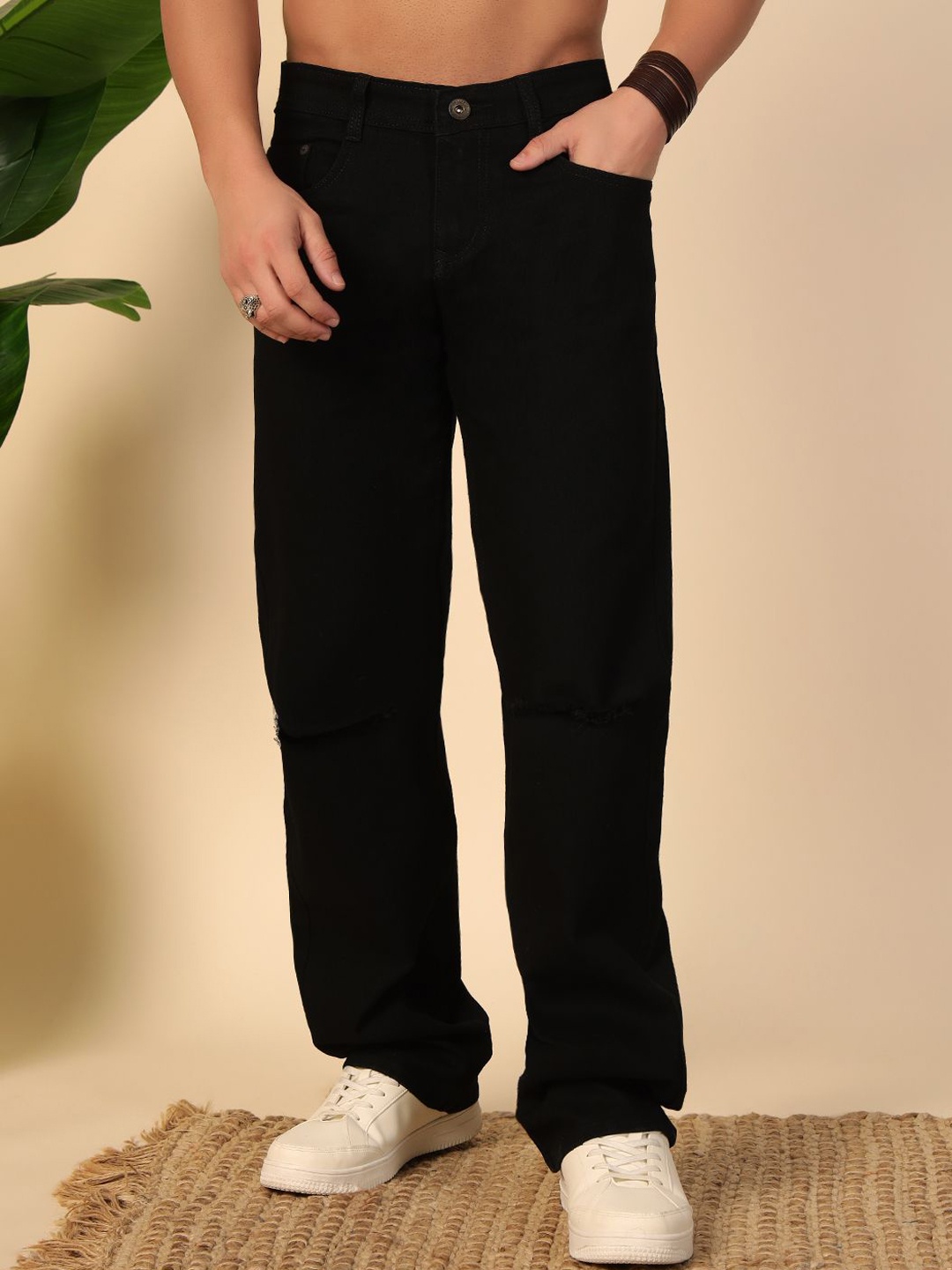 

DENIMLOOK Men Relaxed Fit Stretchable Jeans, Black