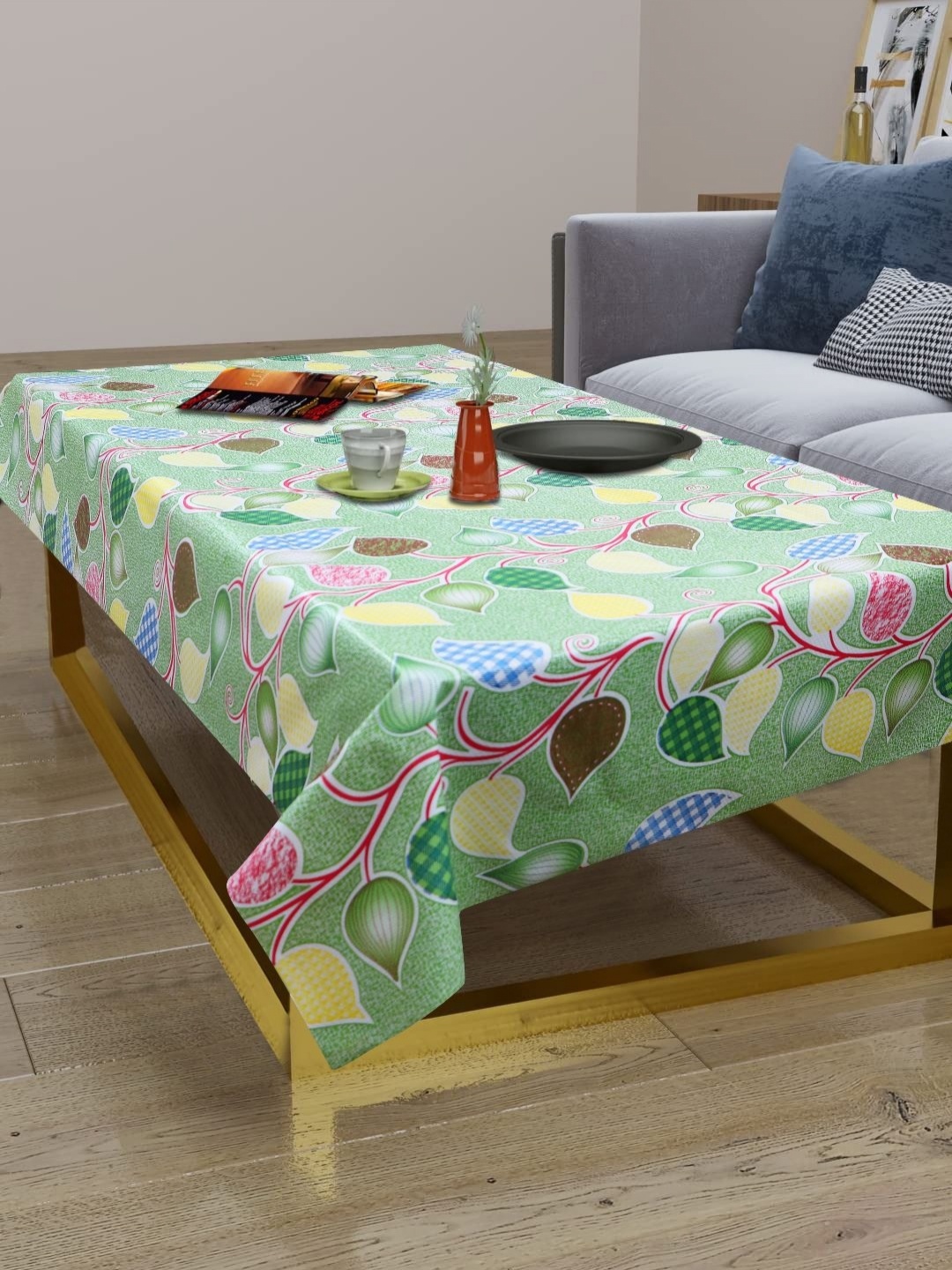 

LooMantha Green & Pink Floral Printed Waterproof 2-Seater Table Cover