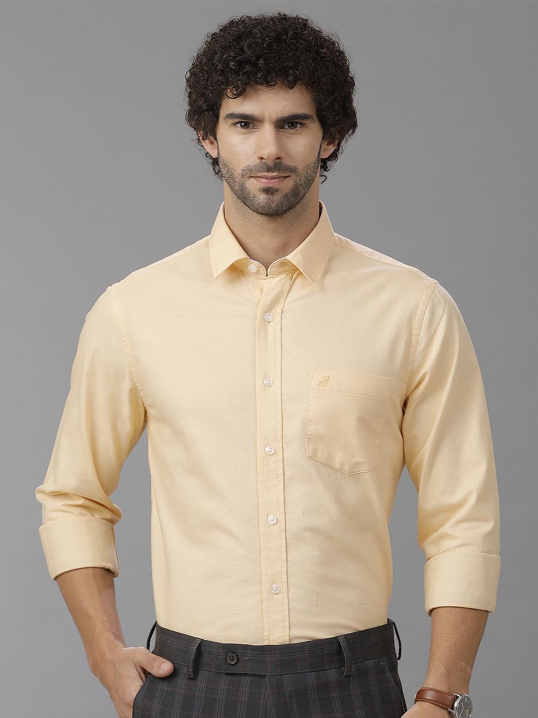 

Double Two Men Comfort Slim Fit Opaque Casual Shirt, Beige