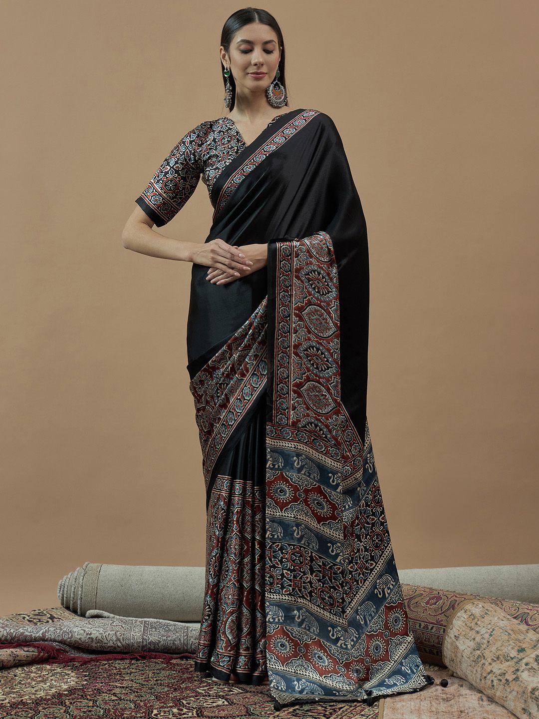 

Anouk Ajrak Block Poly Crepe Block Print Saree, Black