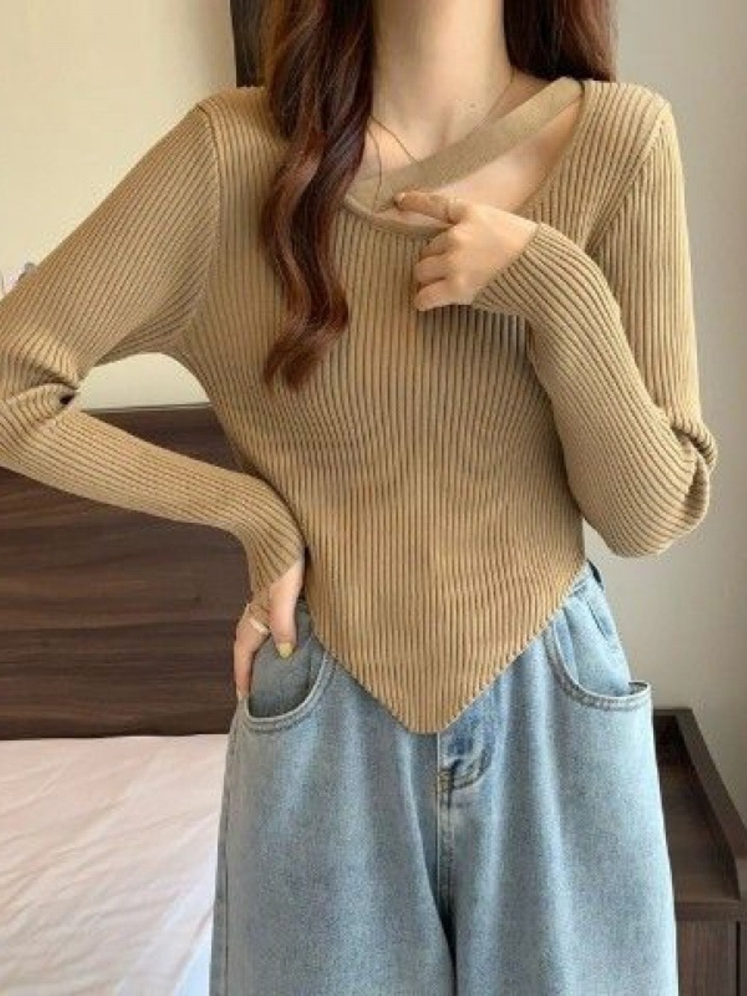 

HERE&NOW Women Round Neck Extended Sleeves Top, Brown