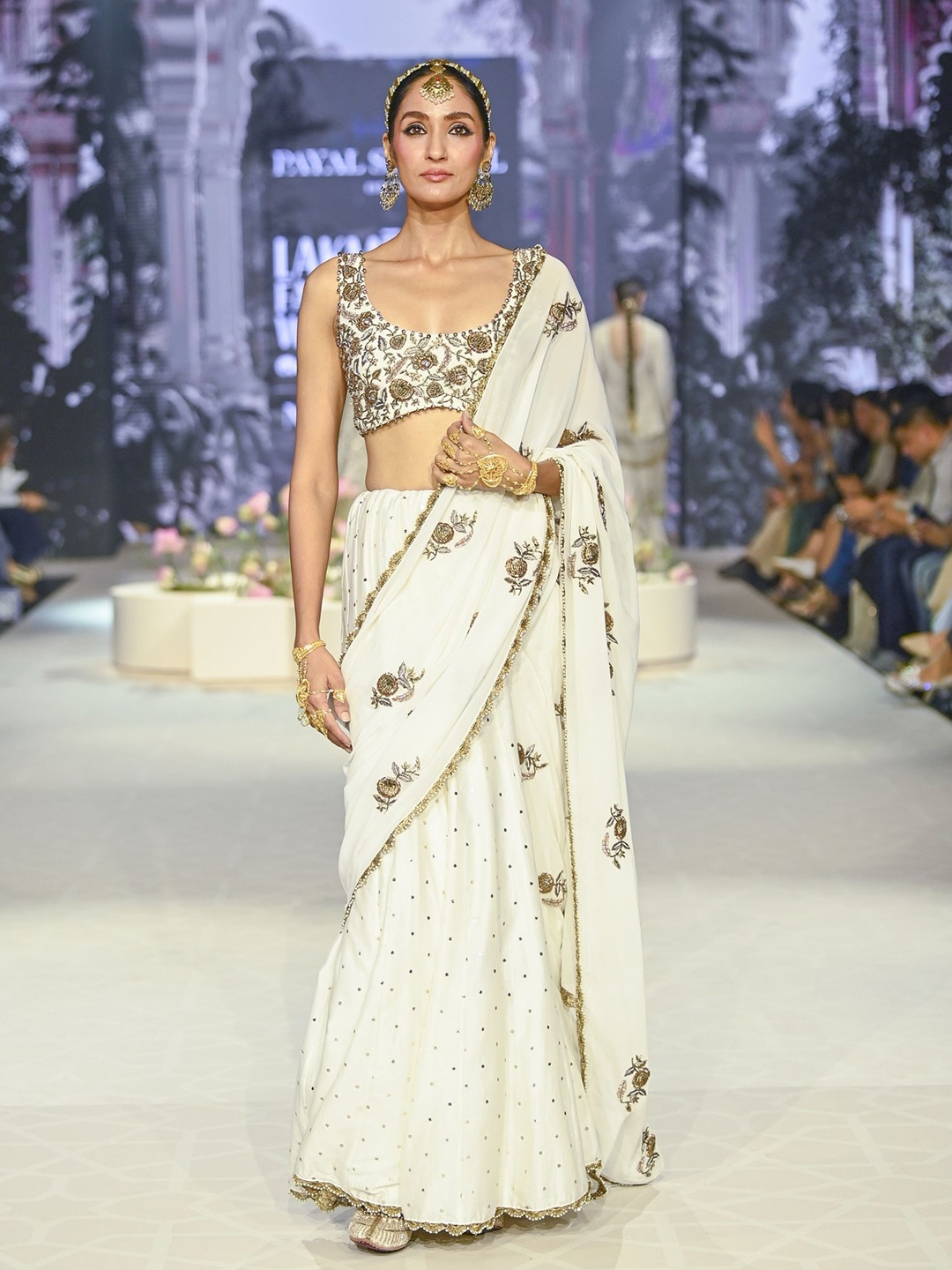 

Payal Singhal Ethnic Motifs Zardozi Poly Georgette Saree, Off white