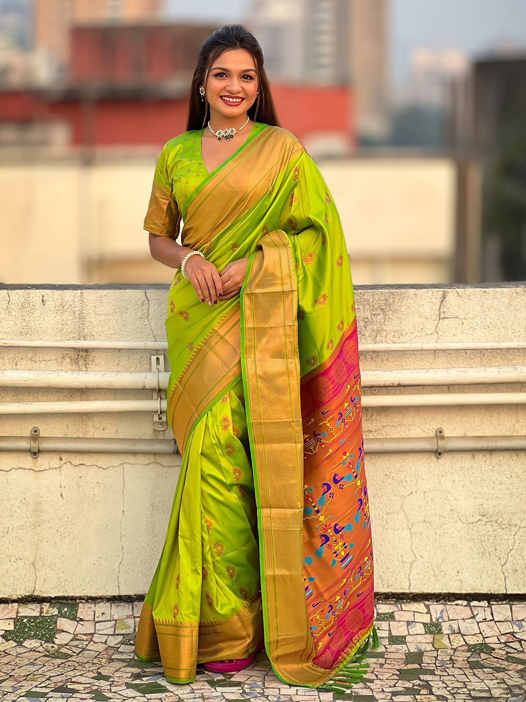 

Panzora Woven Design Zari Silk Blend Paithani Saree, Green