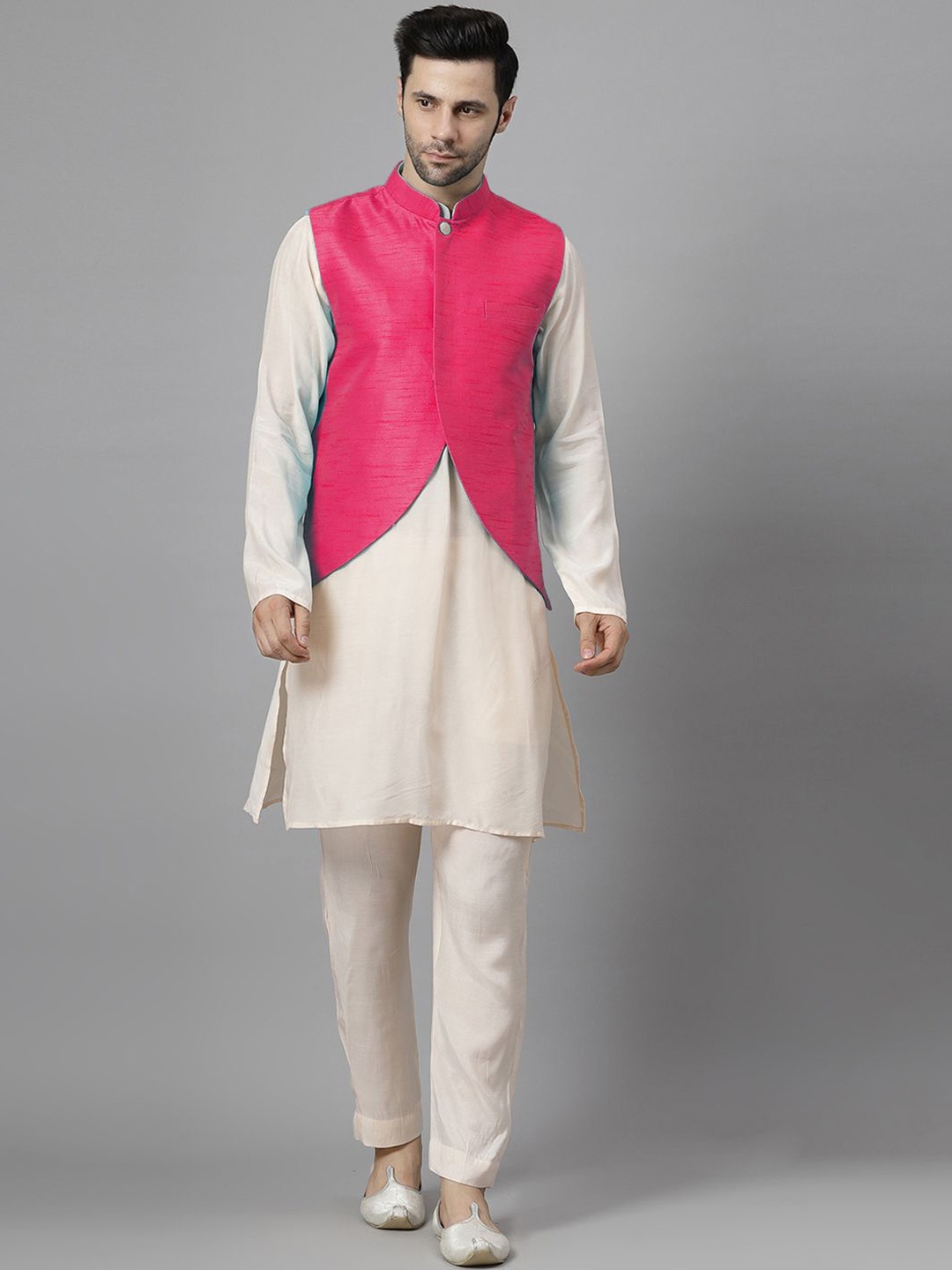 

Utsav Fashion Men Regular Kurta with Pyjamas, Off white