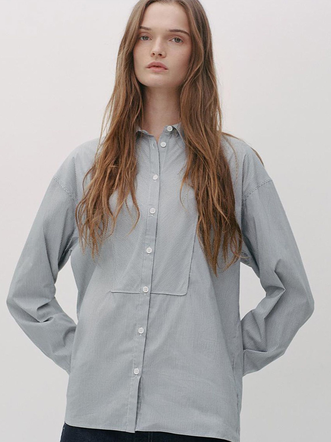 

LULU & SKY Mandarin Collar Shirt Style Top, Grey