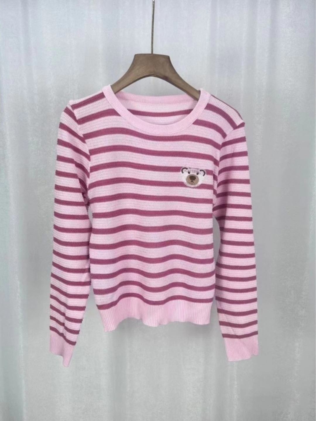 

KPOP Women Horizontal Striped Round Neck Long Sleeves Top, Pink