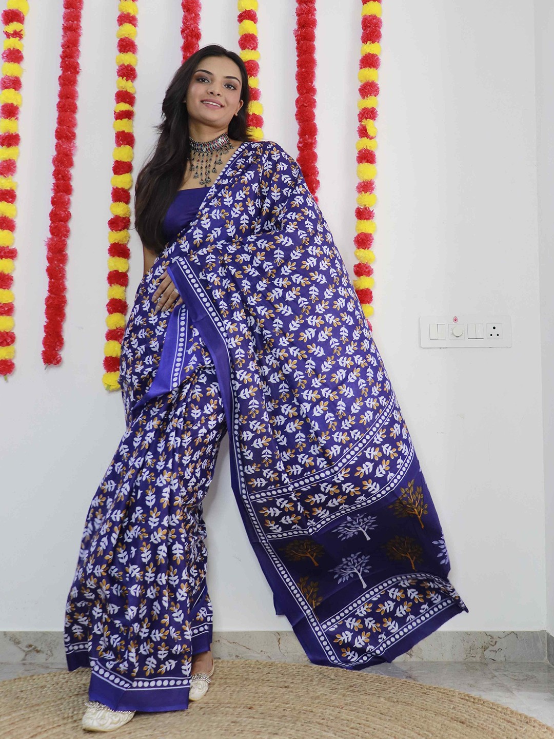 

HERE&NOW Floral Printed Pure Cotton Bagru Saree, Blue