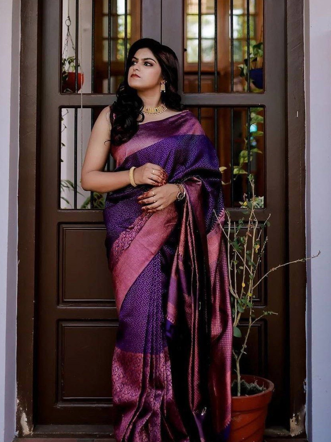 

Wuxi Woven Design Zari Pure Silk Banarasi Saree, Purple