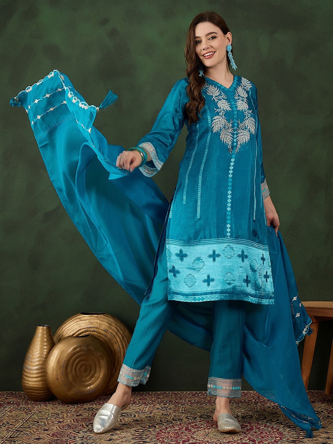 

Sangria Embroidered Kurta & Trouser With Dupatta, Teal