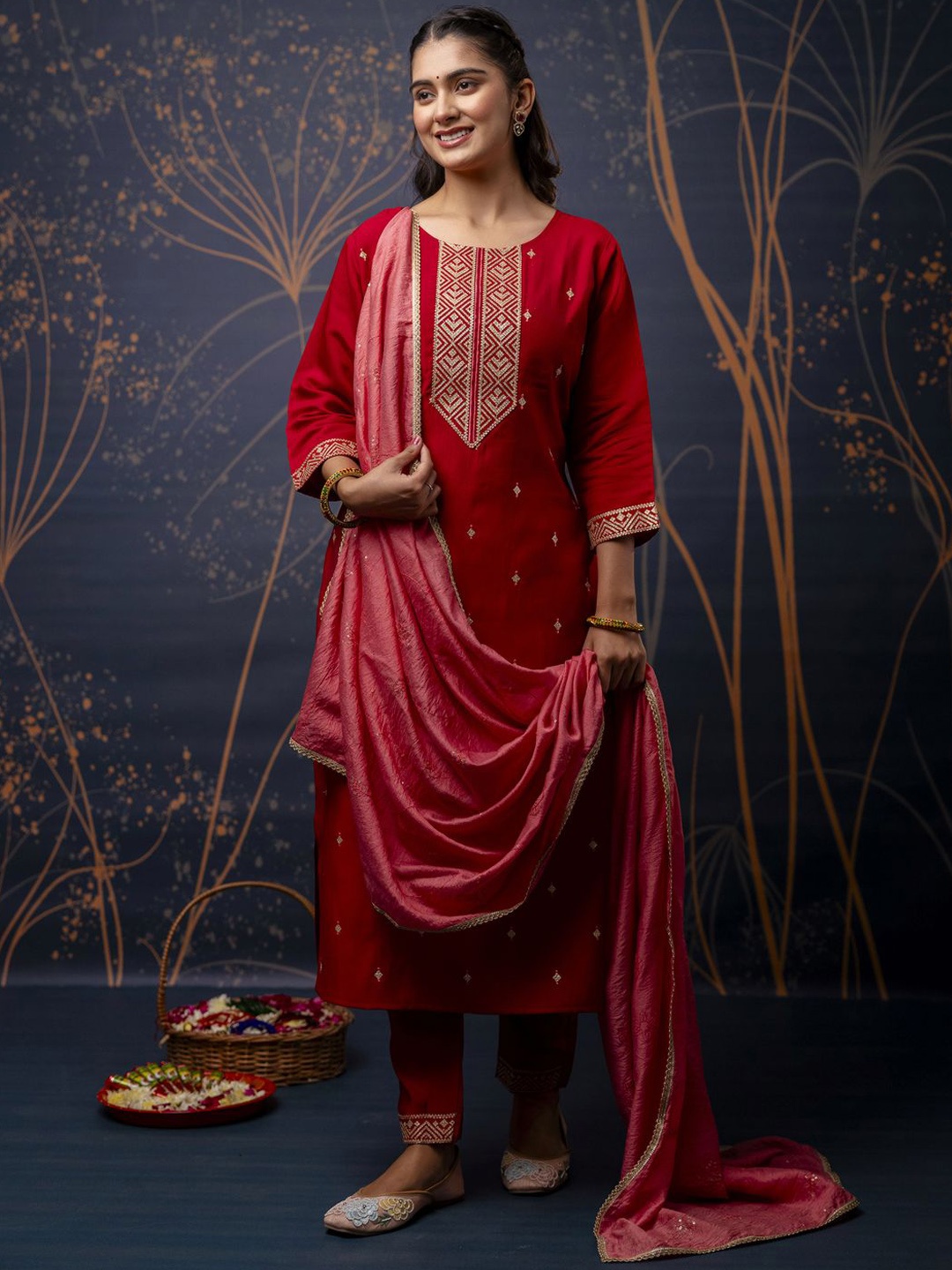 

VredeVogel Women Ethnic Motifs Embroidered Regular Thread Work Kurta with Trousers & With Dupatta, Red