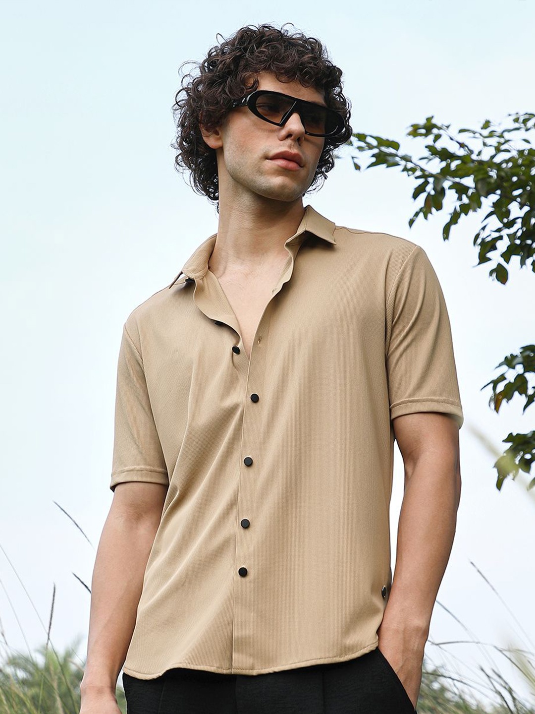 

Campus Sutra Men Comfort Opaque Casual Shirt, Beige