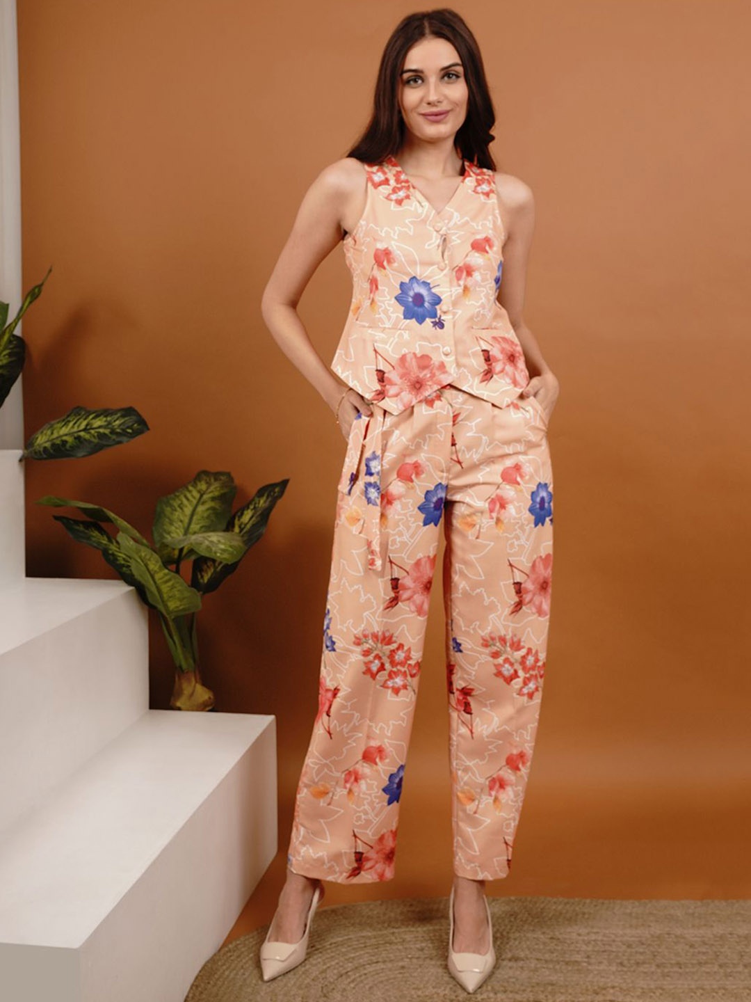

Slumber Jill Floral Printed V-Neck Co-Ords, Peach