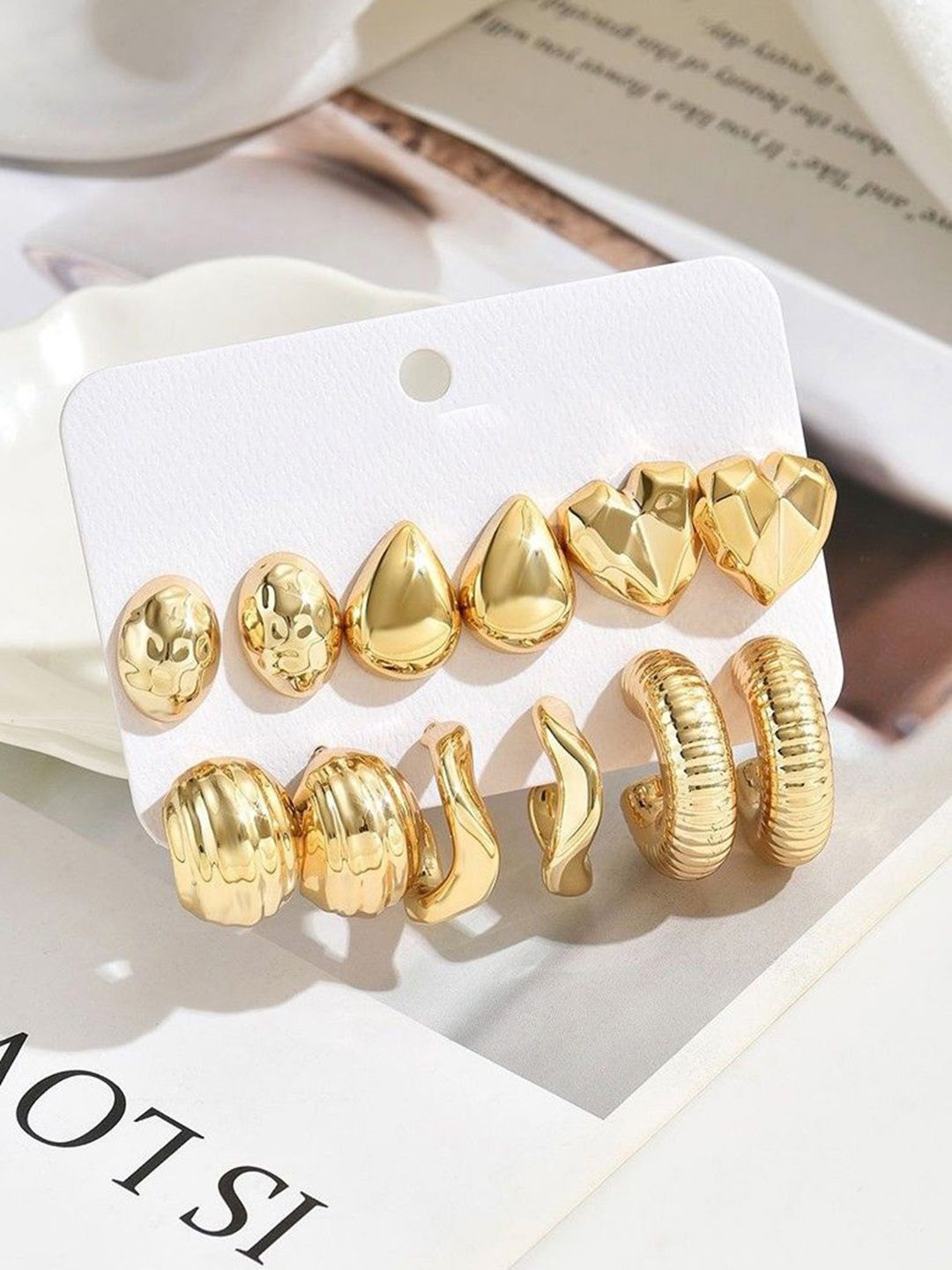 

OOMPH Heart Shaped Hoop Earrings, Gold