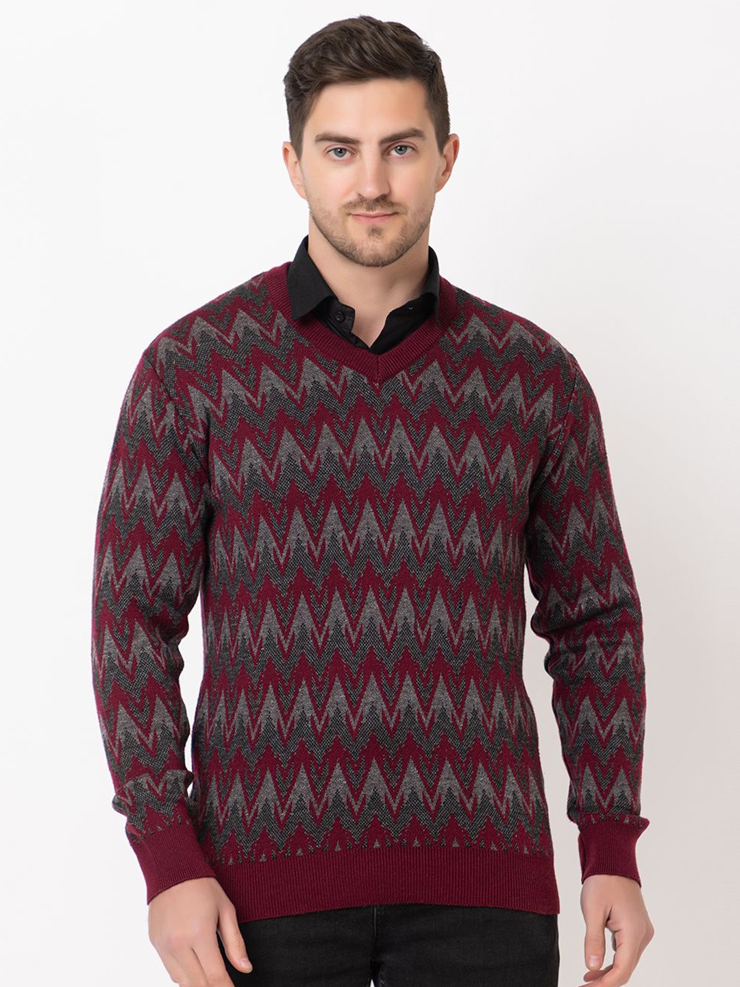 

BeriBlu Men Printed Pullover, Maroon