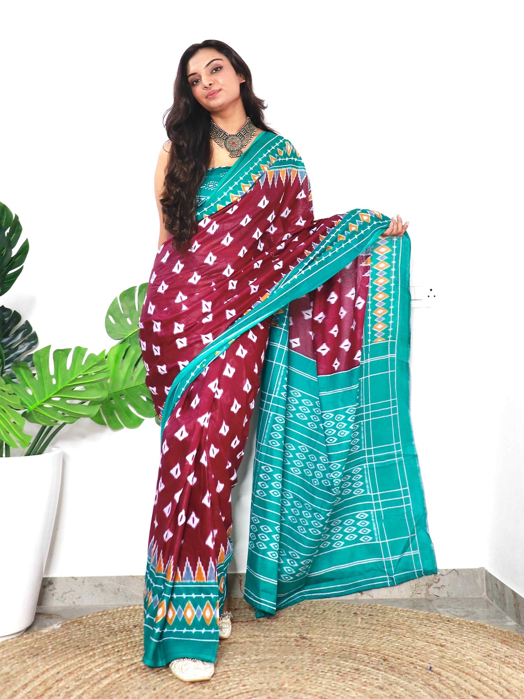 

HERE&NOW Ethnic Motifs Pure Cotton Bagru Saree, Maroon