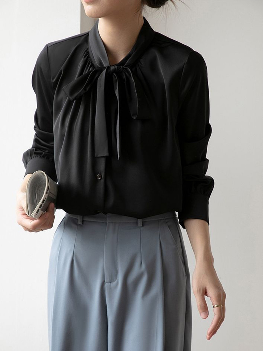 

LULU & SKY Tie-Up Neck Top, Black