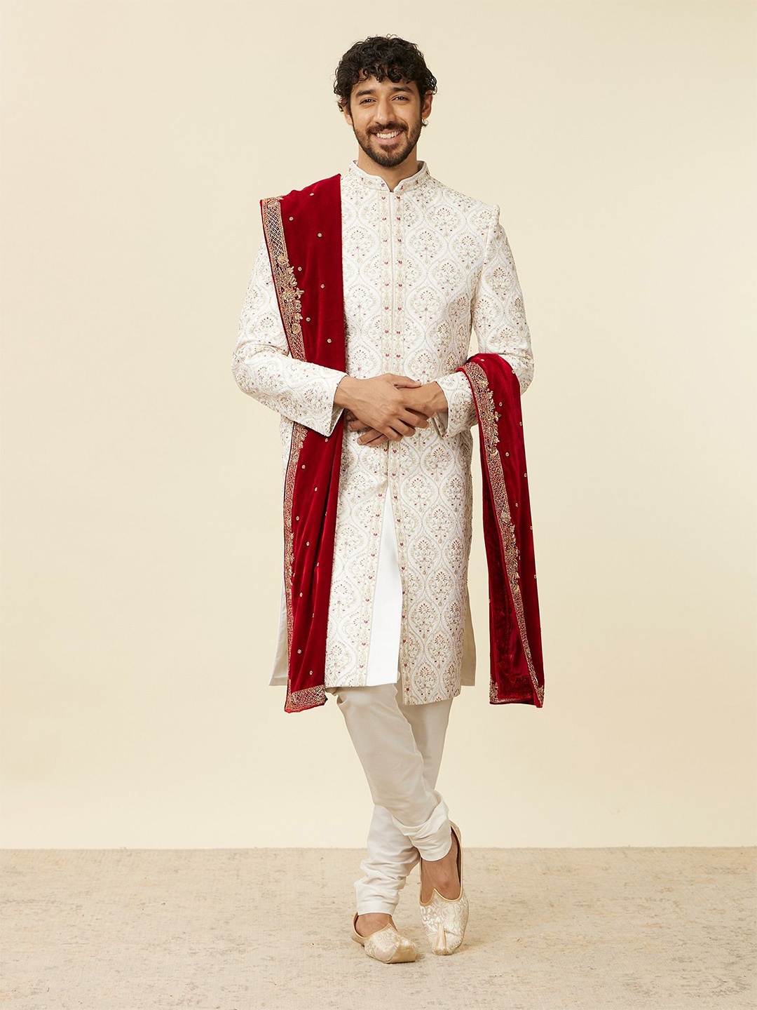 

Manyavar Men Embroidered Velvet Dupatta with Beads and Stones, Red