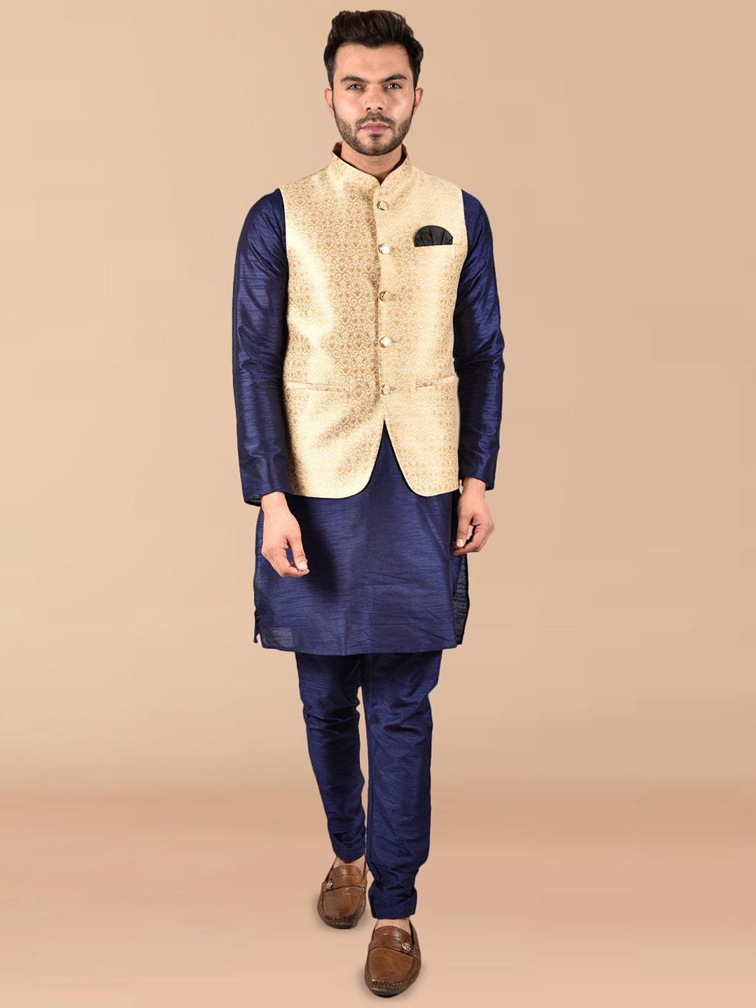 

PRINTINDIA Mandarin Collar Long Sleeves Regular Pure Silk Kurta & Trouser & Nehru Jacket, Navy blue