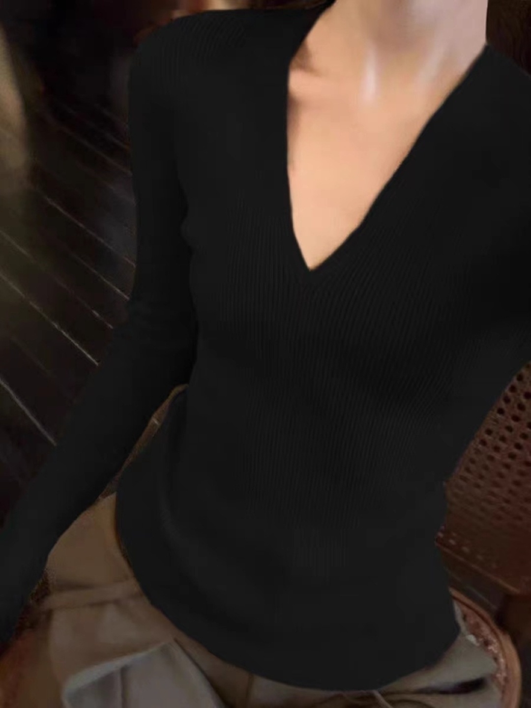 

HERE&NOW Women V-Neck Extended Sleeves Top, Black