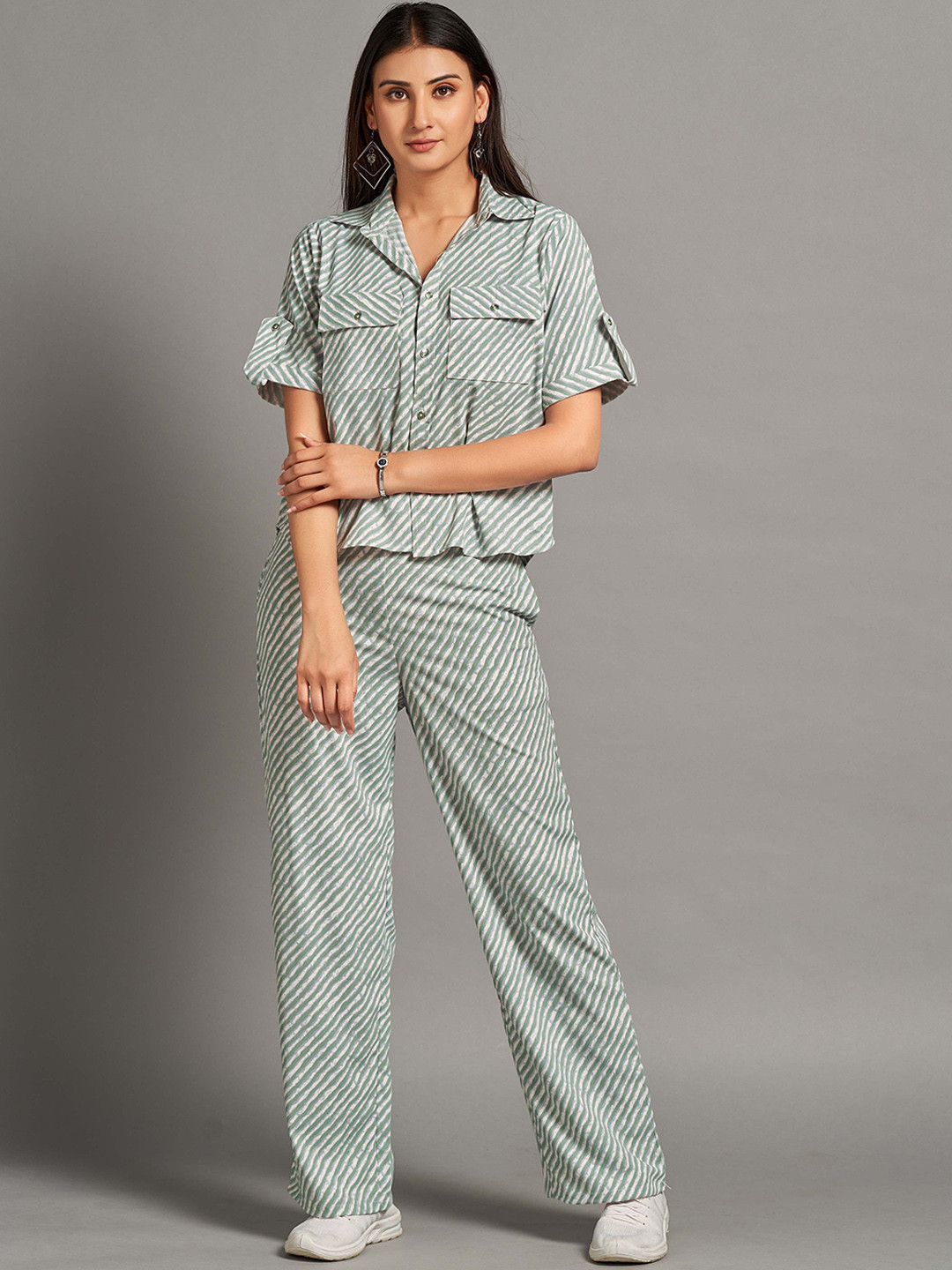 

HOUSE OF MIRA Striped Roll-Up Sleeves Shirt & Trousers, Green