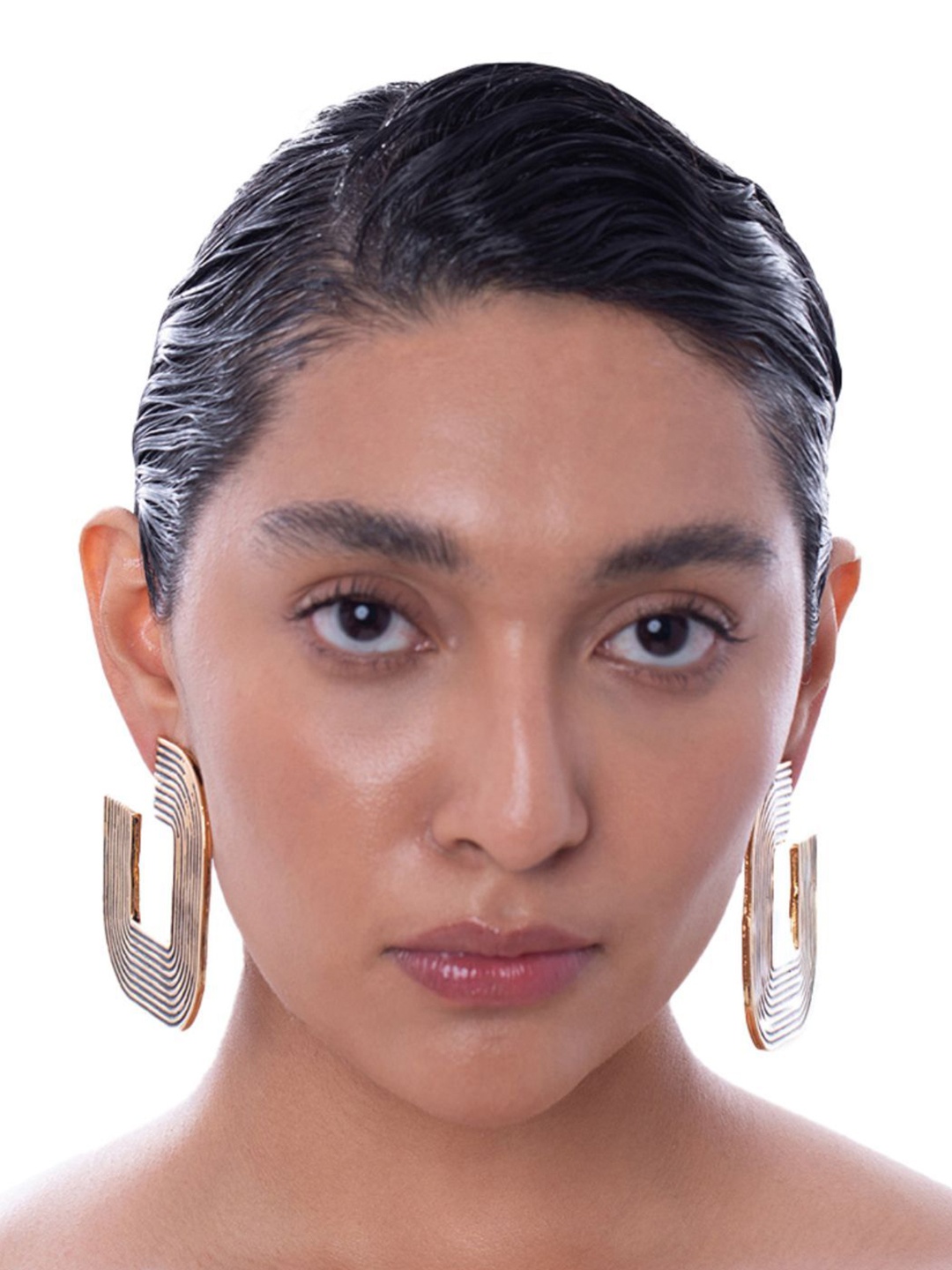 

Ethnic Andaz Geometric Studs Earrings, Gold