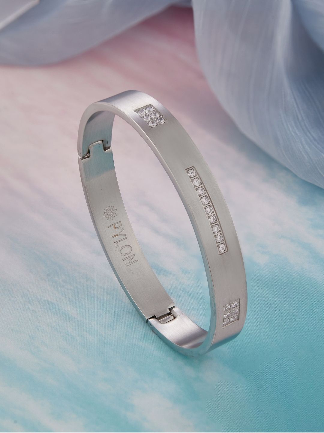 

PYLON Men American Diamond Kada Bracelet, Silver