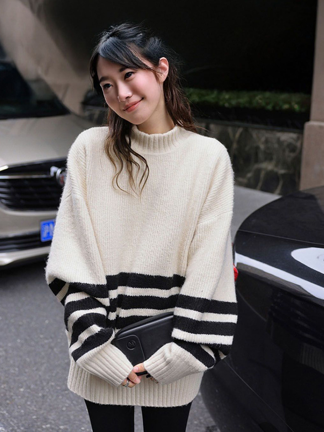 

StyleCast Women Striped Pullover, Off white