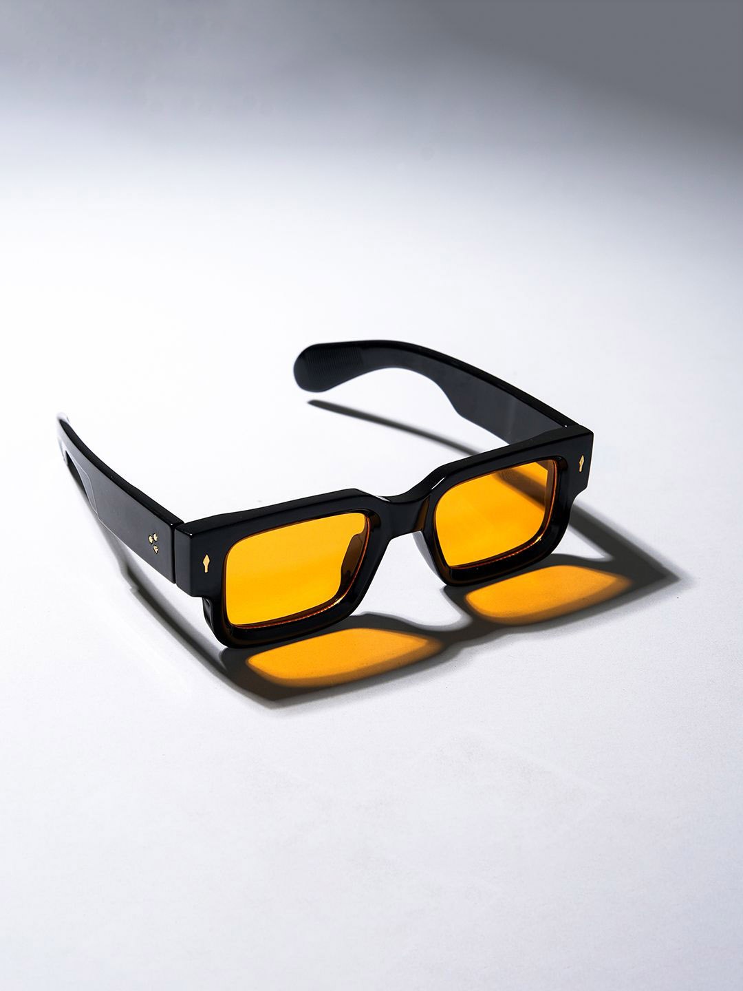 

CHOKORE Unisex Rectangle Sunglasses with Polarised and UV Protected Lens, Yellow