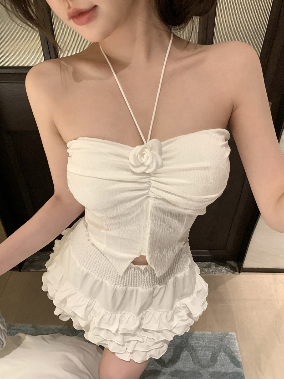 

KPOP Women Shoulder Straps Sleeveless Top, Cream