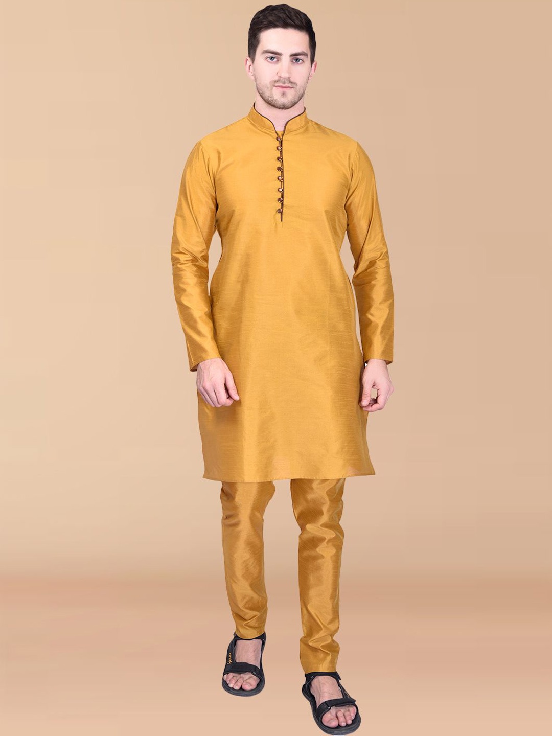 

PRINTINDIA Men Regular Pure Silk Kurta with Trousers, Yellow