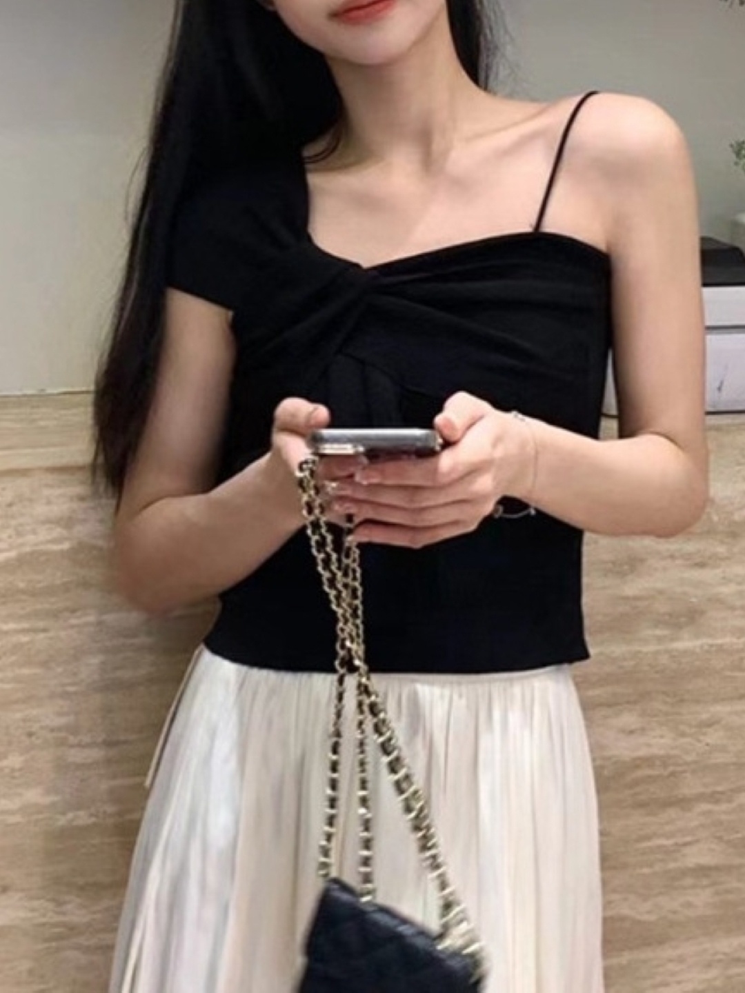 

KPOP Women One Shoulder Sleeveless Top, Black