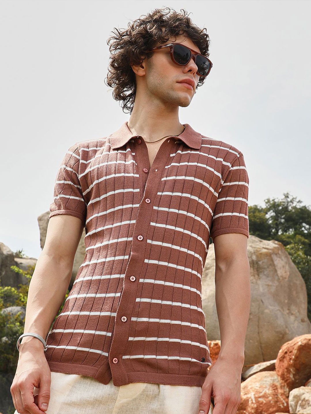 

Campus Sutra Men Comfort Multi Stripes Opaque Striped Casual Shirt, Brown