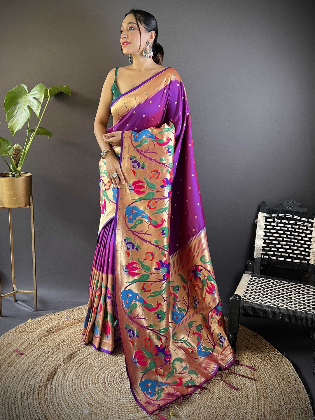 

Panzora Woven Design Zari Silk Blend Paithani Saree, Purple