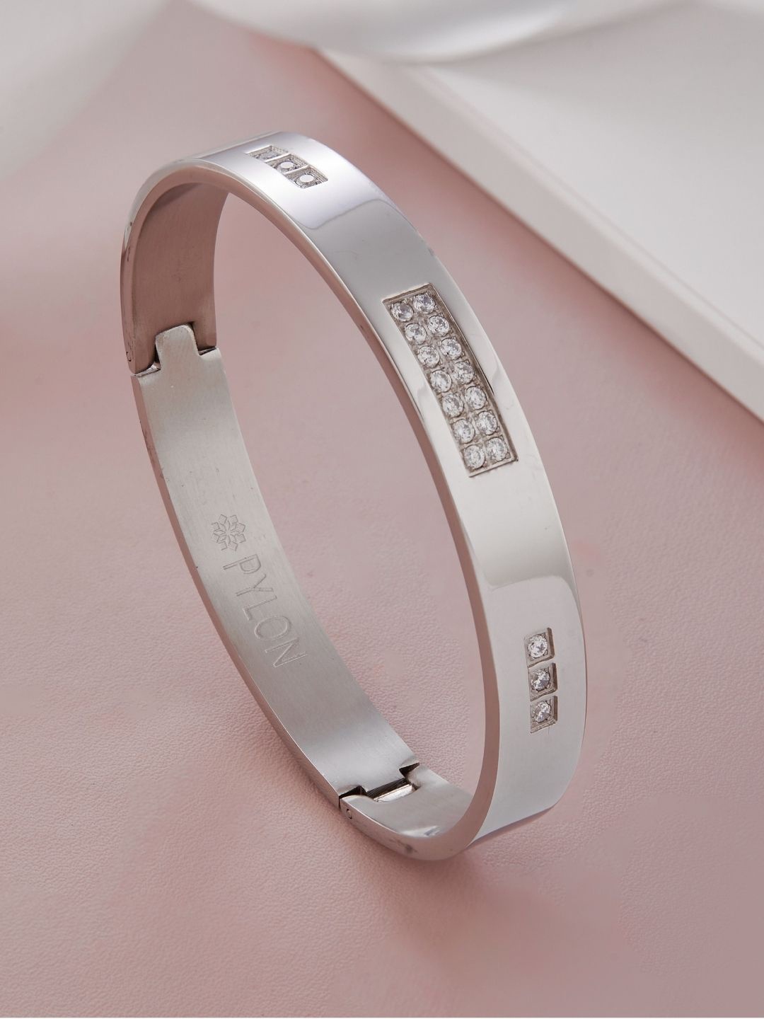 

PYLON Men American Diamond Kada Bracelet, Silver
