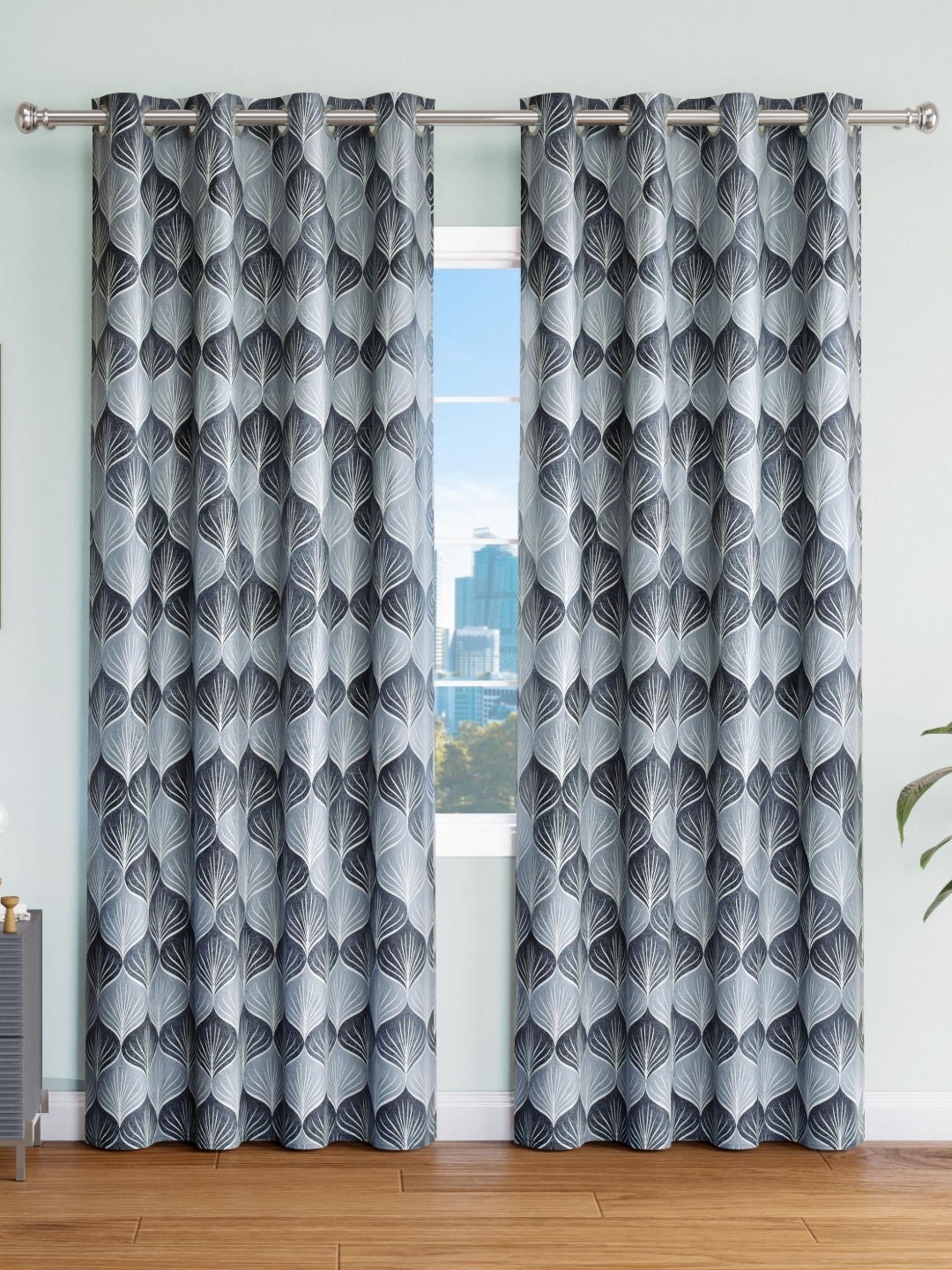 

Aura Grey & White Set of 2 Floral Window Curtain