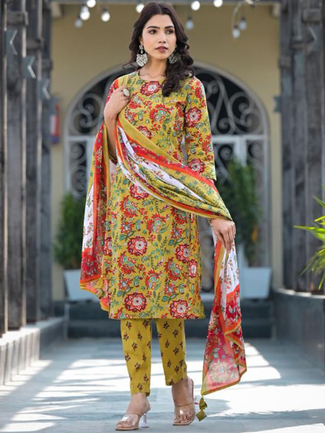 

FLAVIA CREATION Floral Printed Round Neck Regular Kurta With Trouser With Dupatta, Green