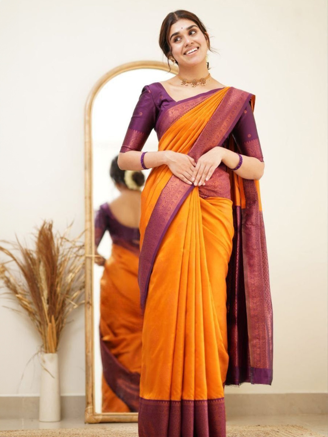 

Wuxi Woven Design Zari Pure Silk Saree, Orange