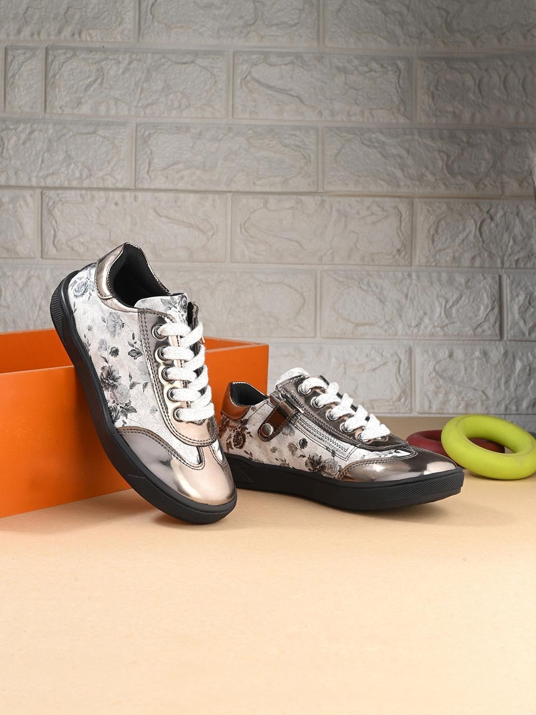 

CARLO ROMANO Unisex Kids Printed Sneakers, Grey
