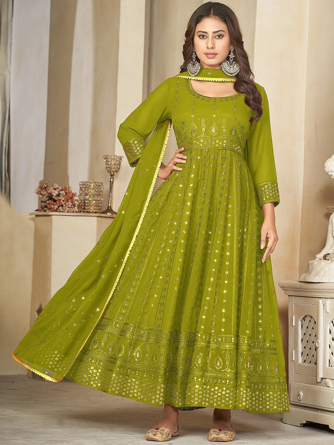 

Warthy Ent Sequinned Embroidered Semi-Stitched Dress Material, Green